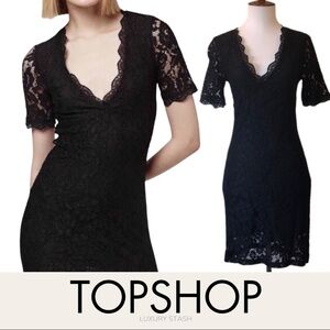 ⚫️ TOPSHOP Figure fitting dress with sleeves​​
